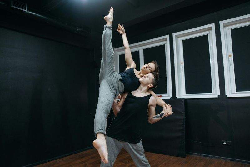 RhythmRoot Dance Studio 8