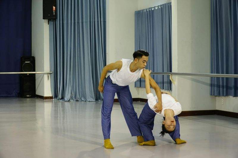 Contemporary dance classes